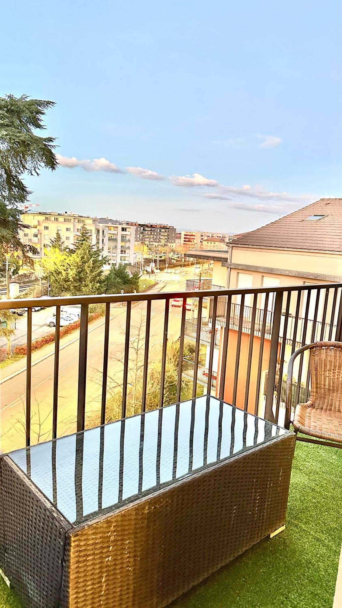 La Perle De Thonon Apartment Exterior photo